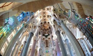 Sagrada Familia: Tour with Skip The Line Tickets and Optional Towers Visit